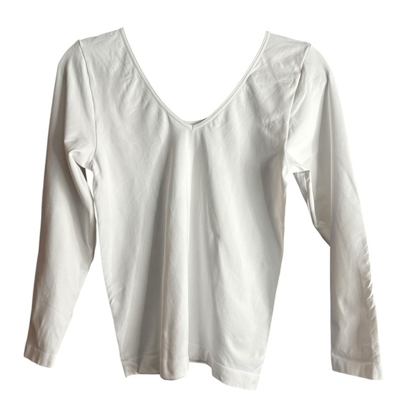 Yelete Classic White Reversible Long Sleeve Top - Picture 1 of 7